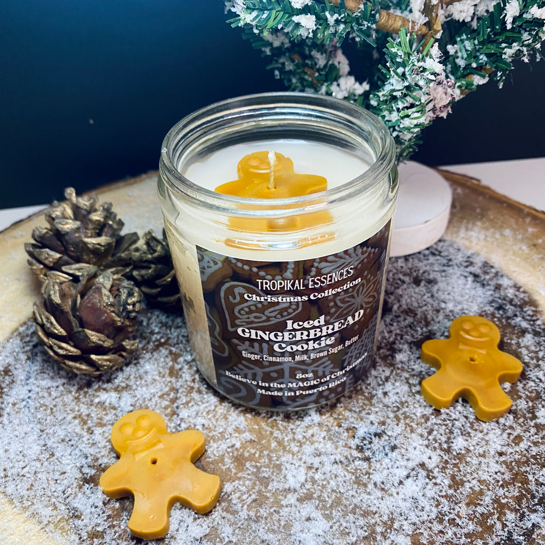 Iced Gingerbread Cookie Candle lo