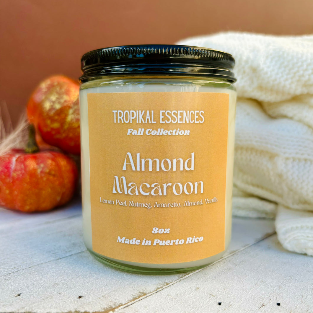 Almond Macaroon Candle