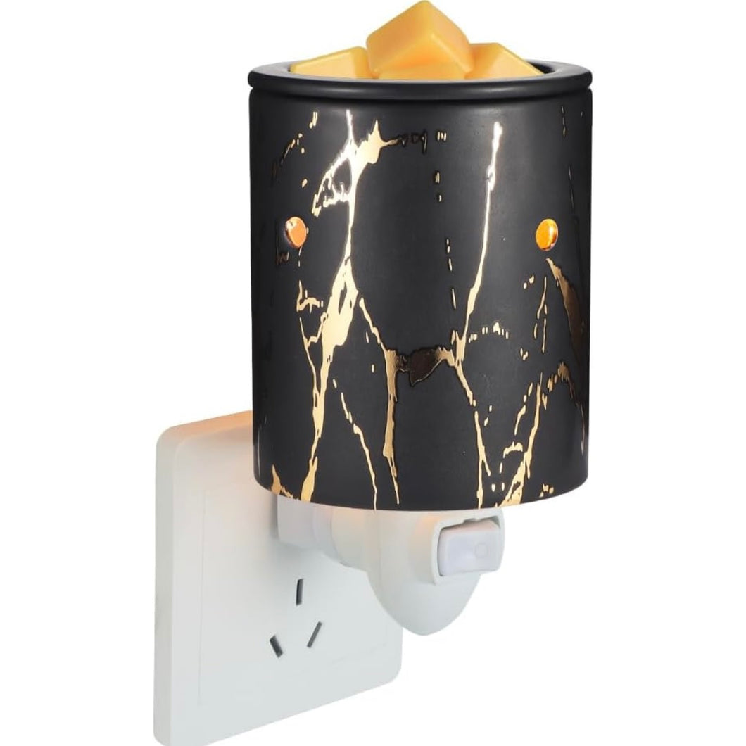 Black and Gold Warmer